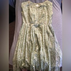 Vintage 1940’s- 50’s dress